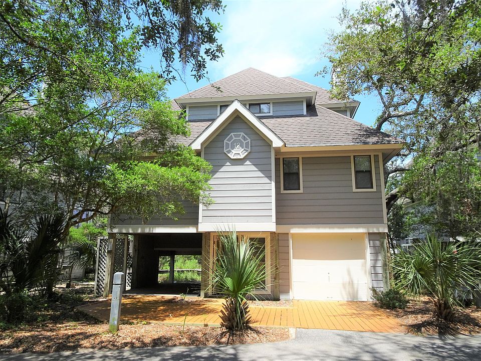 1st image of 123 N Bald Head Wynd #12