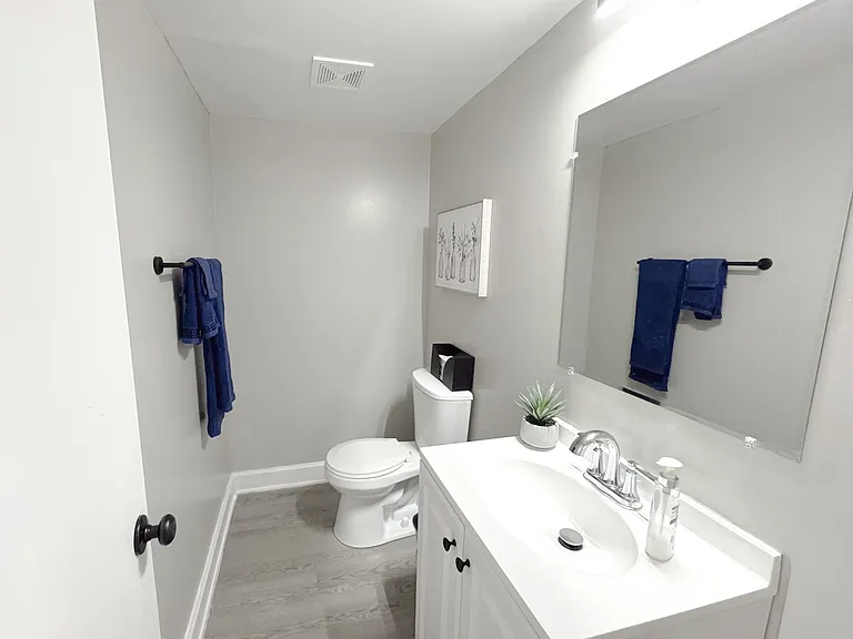Reserve at Hillcrest — Photo 8