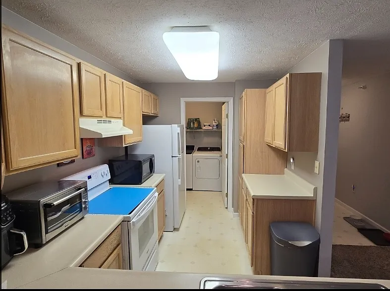 2 bed, 1124 sqft, $1,450 — Photo 4