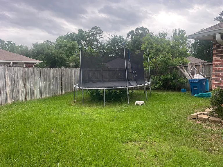 455 Redbud Cir — Photo 22