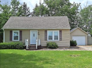 9211 Challand Rd, Shabbona, IL 60550