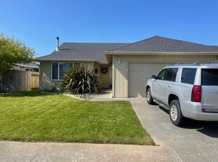 1111 Killdeer Rd, McKinleyville, CA 95519