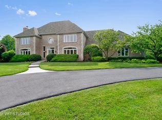 37310 N Fox Hill Dr, Wadsworth, IL 60083
