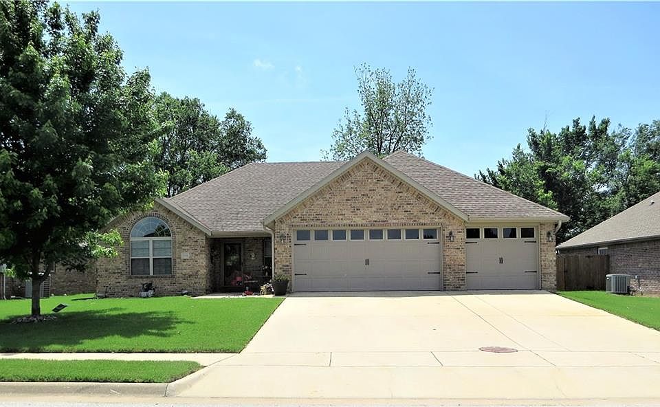 1st image of 11143 Rosebay Ln