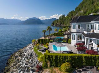 8 Ocean Point Dr, Greater Vancouver, BC V7W3G7