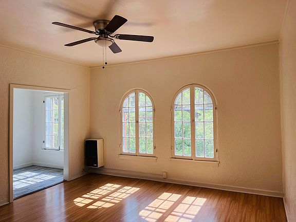 3rd image of 1845 N Gramercy Pl APT 402