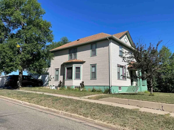 624 Main St S, Minot, ND 58701