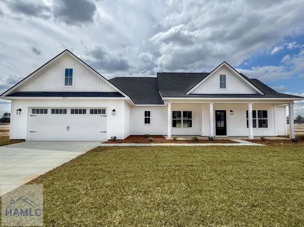 1077 Stone Ct, Midway, GA 31320