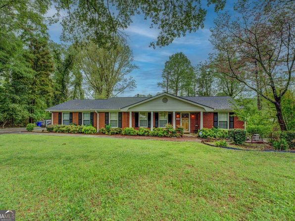 1349 Springwood Dr NW, Conyers, GA 30012