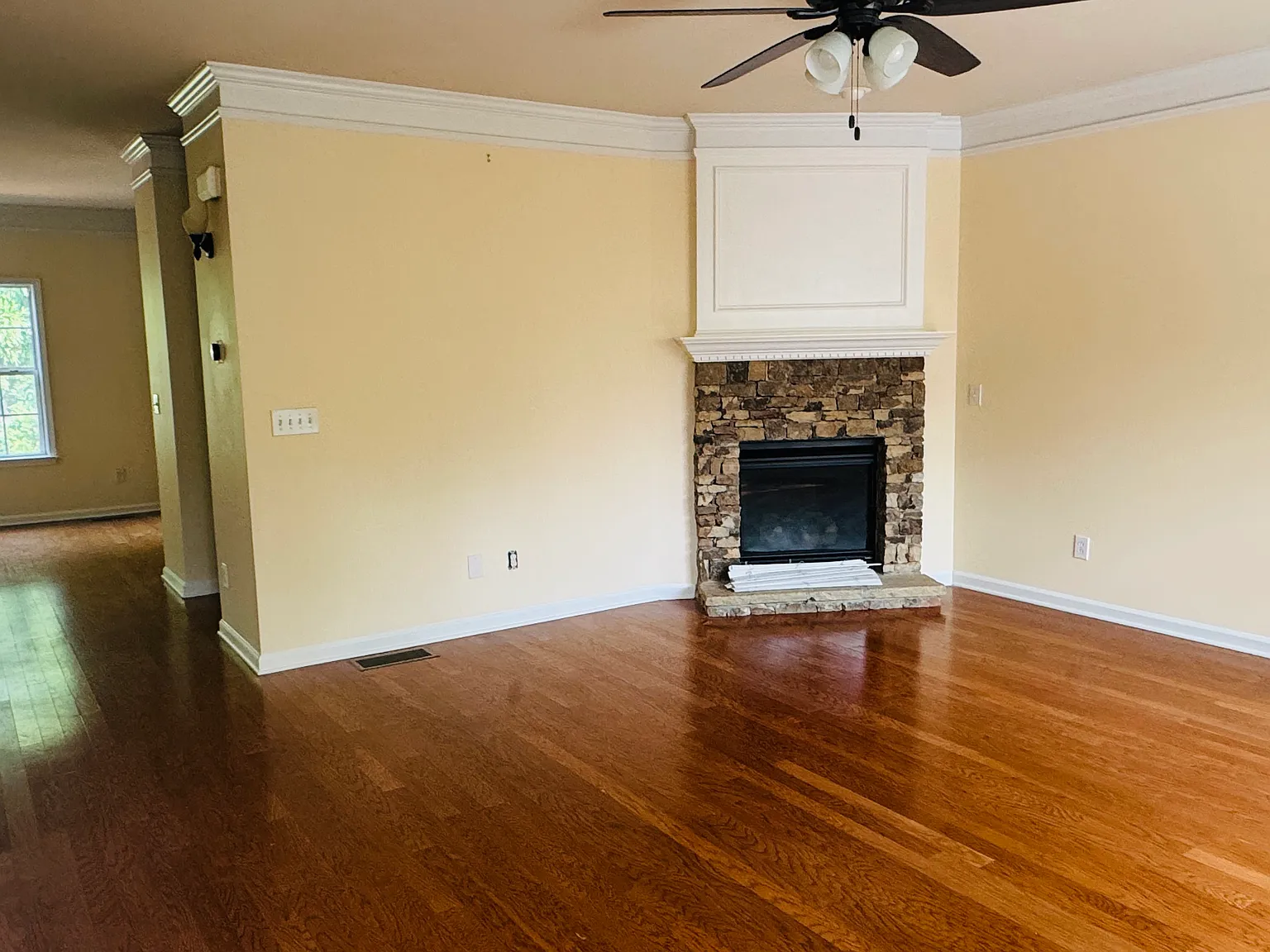 5117 Wellsley Bnd — Photo 3