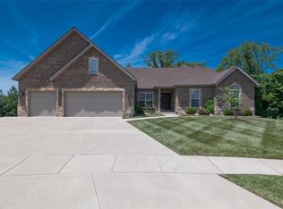 6704 Oxford Ln, Maryville, IL 62062