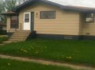 209 15th St NW, Watertown, SD 57201