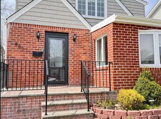 287 Brompton Rd S #1, Garden City, NY 11530