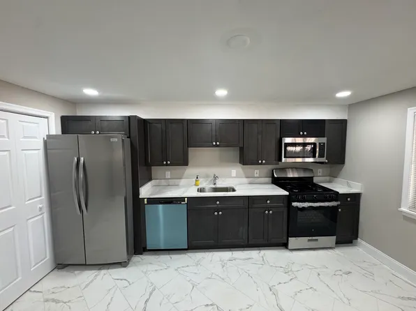 8050 Lansdale Rd, Baltimore, MD 21224