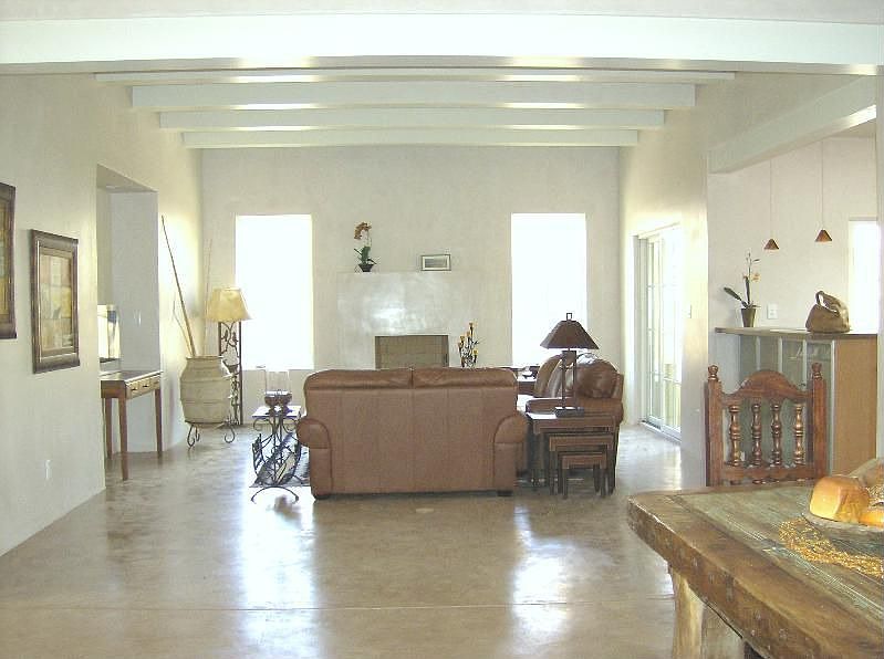 2nd image of 850 Camino Chamisa Unit A