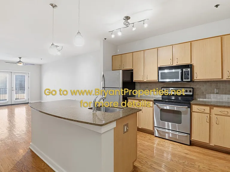 1803 Broadway #519 — Photo 33