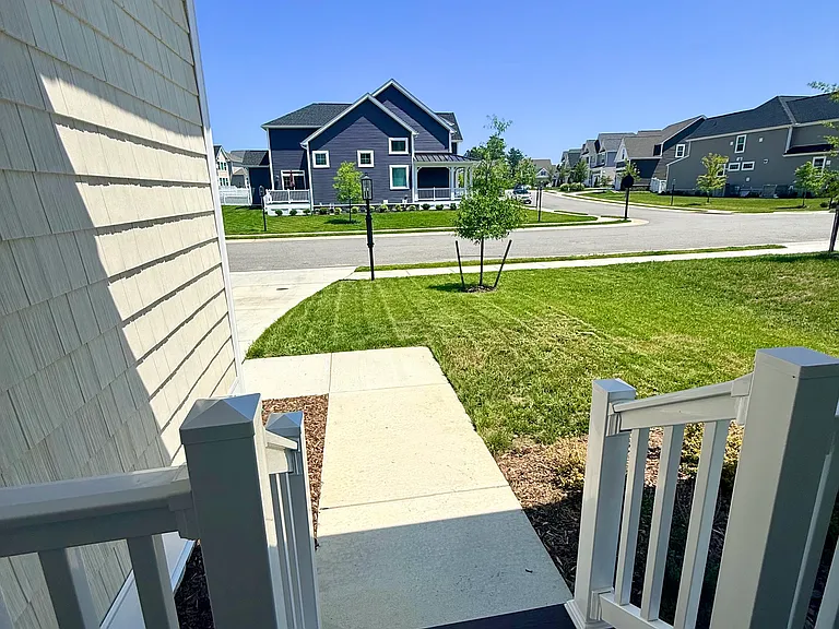 Lush landscaping, beautiful neighborhood!