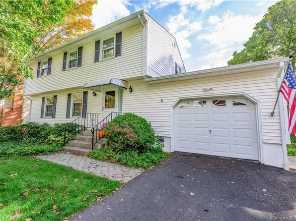 677 Hartford Turnpike, Hamden, CT 06517