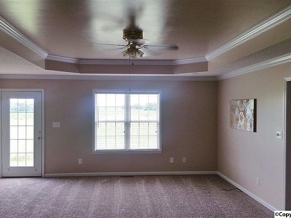 5th image of 111 Blue Water Dr