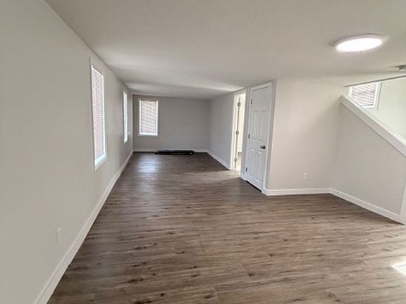 5th image of 9 Rochester St #4