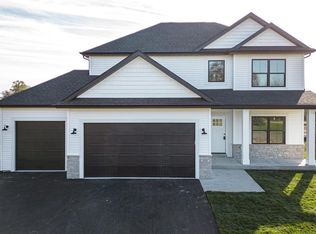 668 Kelsey Rd, Beloit, WI 53511