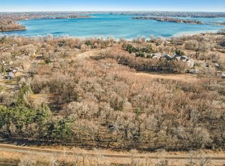 5285 Northwest Ave, White Bear Lake, MN 55110