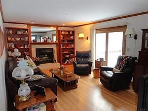 2nd image of 14 Saxony St