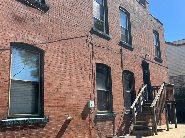 123 E 6th St, Alton, IL 62002