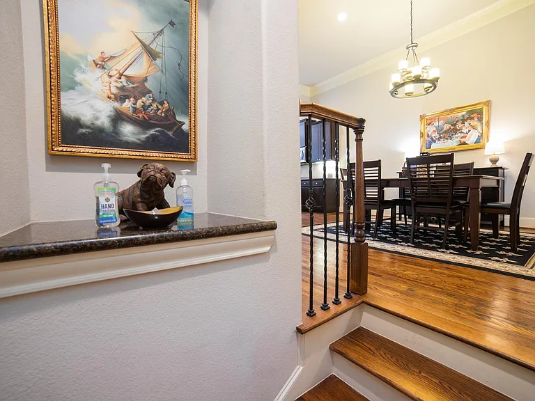 2127 Canton St — Photo 28