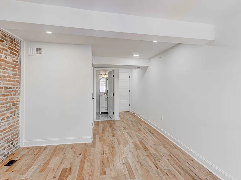 230 S Wolfe St #5 — Photo 16