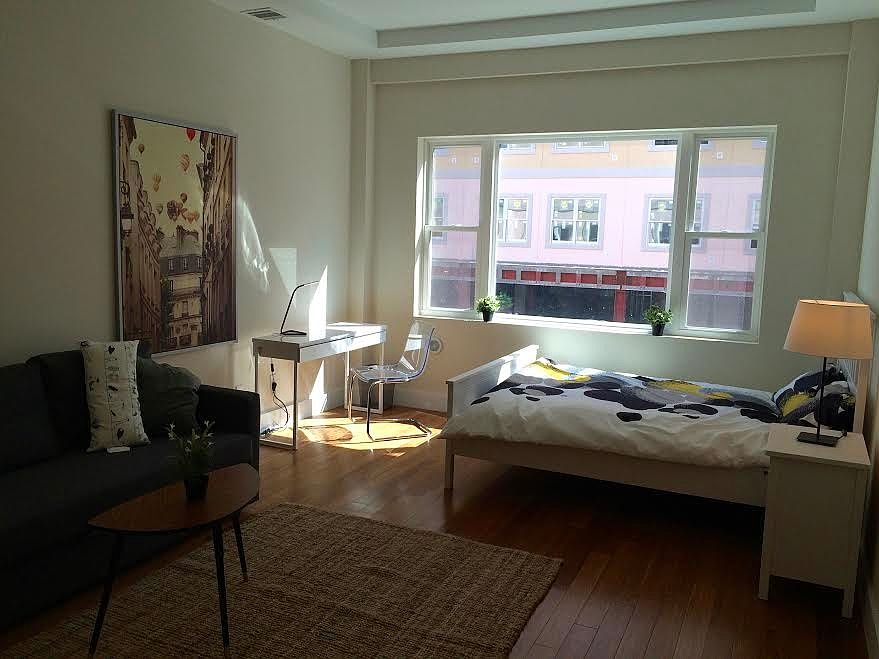 2nd image of 1024 Gates Ave #1GKF