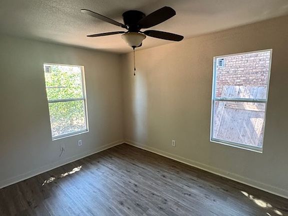 5th image of 2417 Fannin St