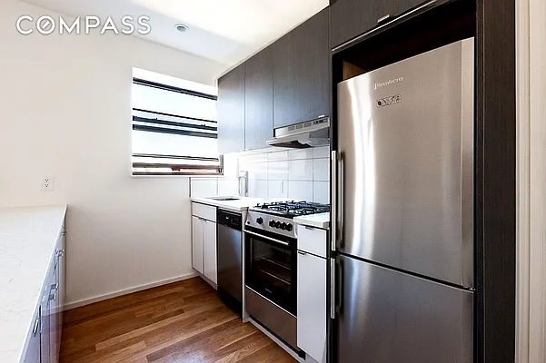 Rented by Compass | media 9