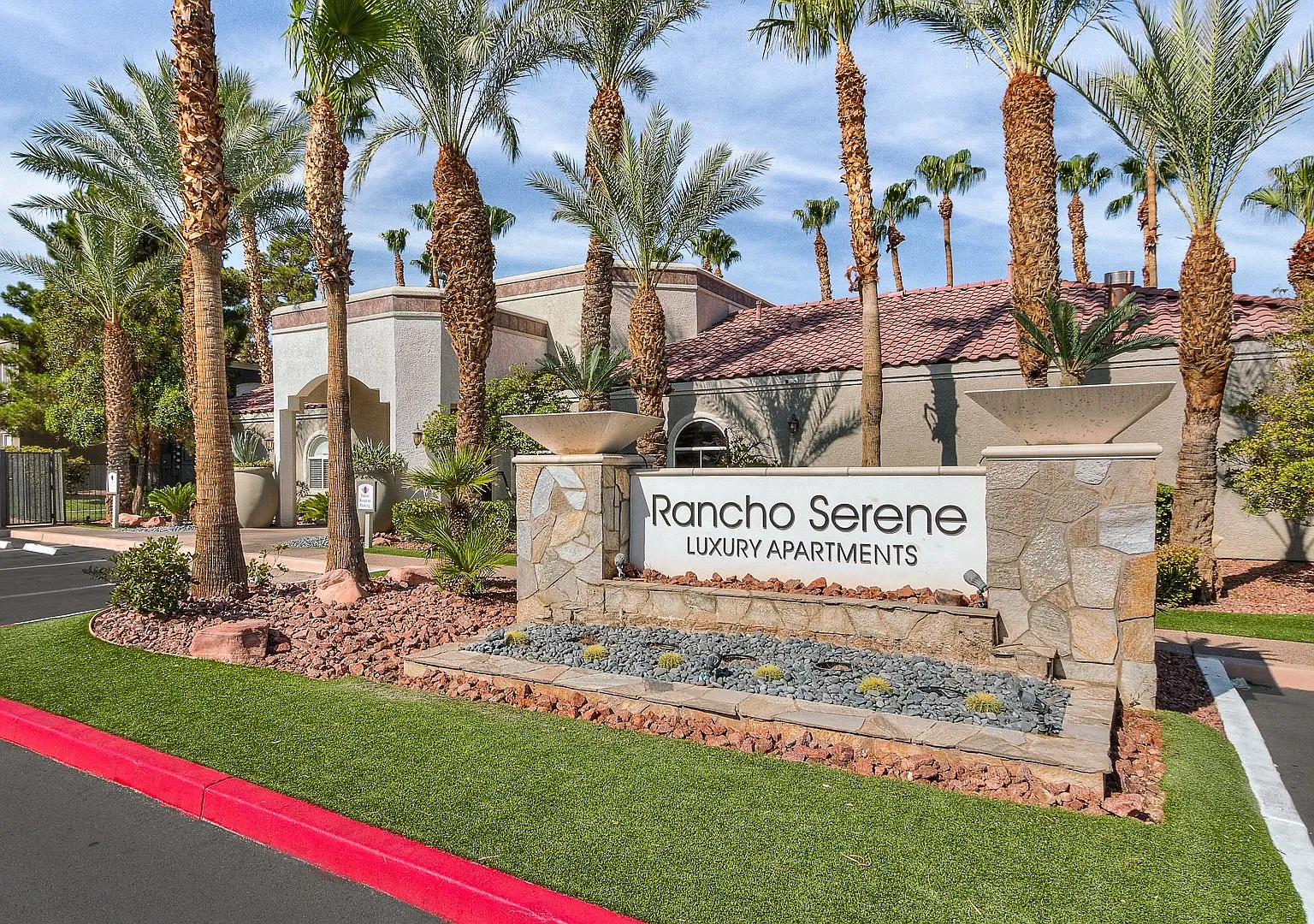 Rancho Serene — Photo 1