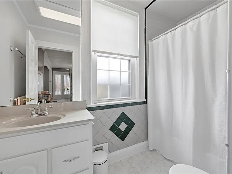 Full Bath