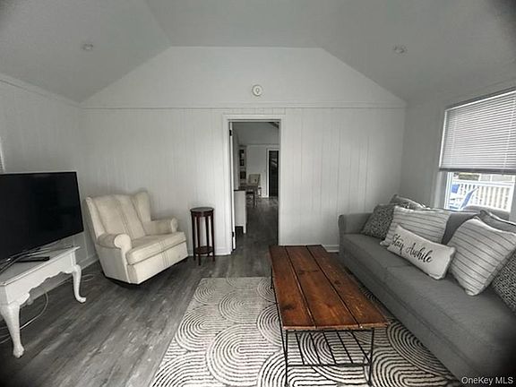 2nd image of 245 Springville Road