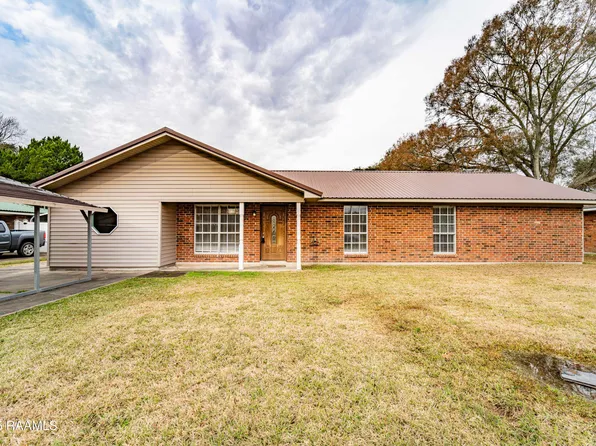 147 McBride Dr, Opelousas, LA 70570