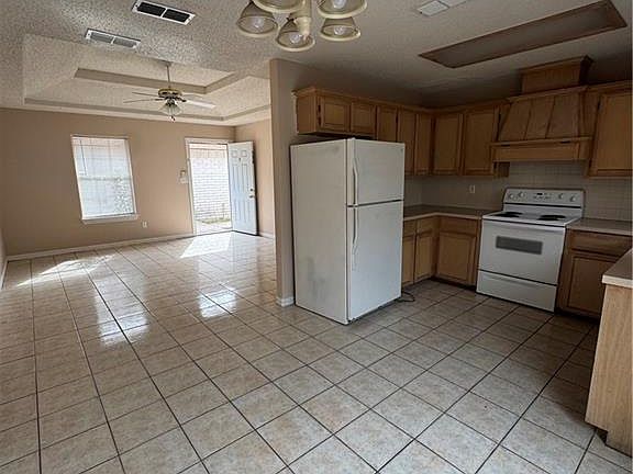 4th image of 6701 N 7th St #3