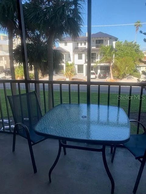 2 bed, 2.0 bath, 1224 sqft, $6,800 — Photo 4