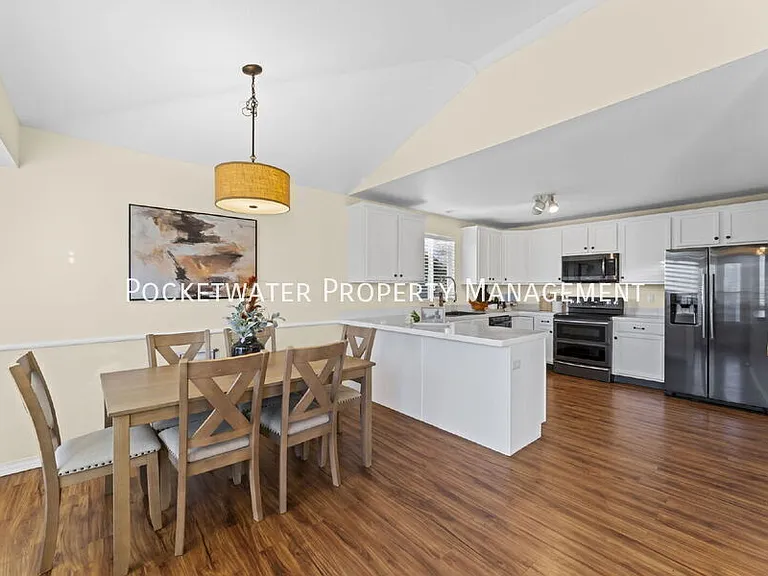 628 Sumac St — Photo 6
