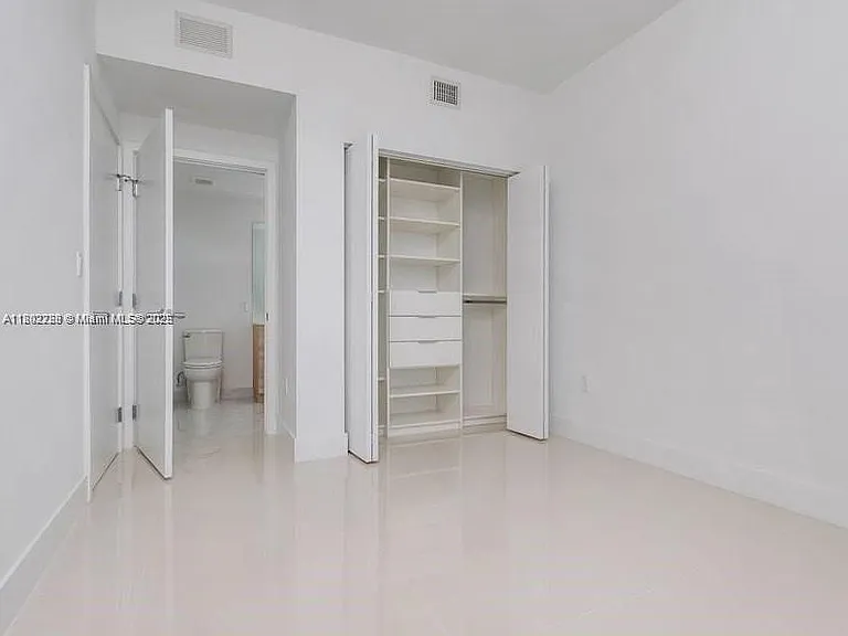 16385 Biscayne Blvd #2103 — Photo 18