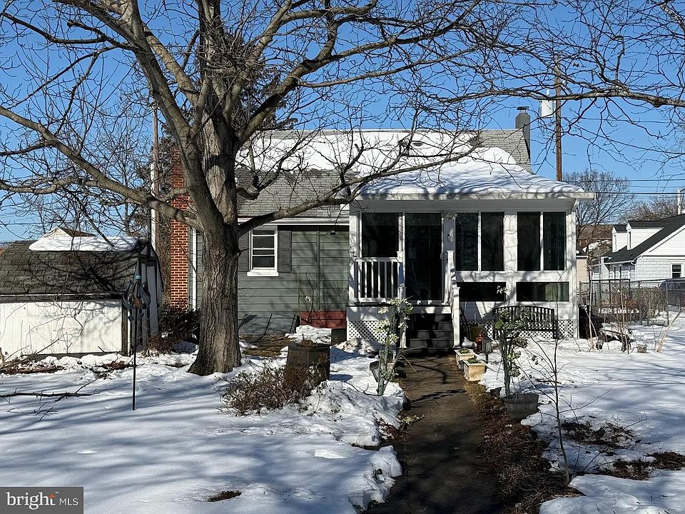 1st image of 724 Penn St