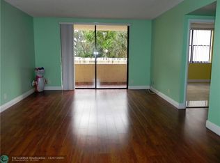 901 Hillcrest Dr APT 208, Hollywood, FL 33021