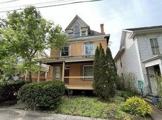 68 W Lincoln St, Waynesburg, PA 15370