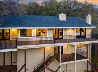 18825 Hummingbird Dr, Penn Valley, CA 95946