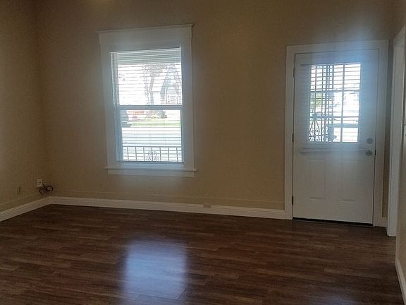 4th image of 727 Broadway St #727