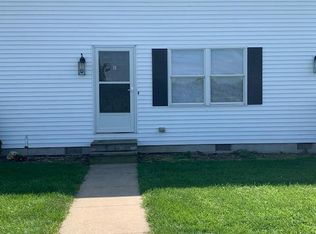 10270 Cleveland Rd #B, Creston, OH 44217