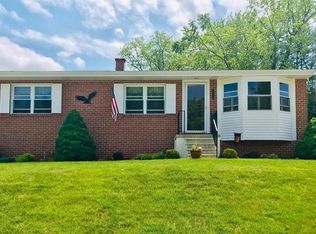 10138 Charington Rd, Cockeysville, MD 21030