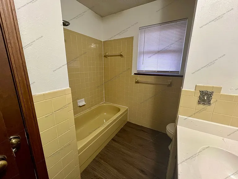 102 Beta Cir — Photo 14