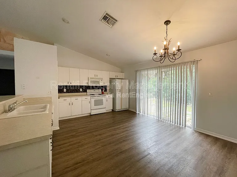 11495 Forest Mere Dr — Photo 8